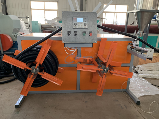 PVC PP PE Esnek Tek Duvar Oluklu Boru Makinesi